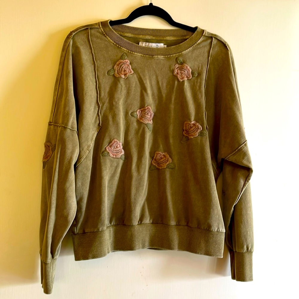Billy T sweatshirt floral olive green brown small boho cottagecore roses sweater